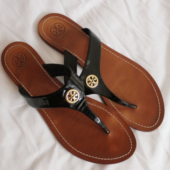 tory burch wide shoes